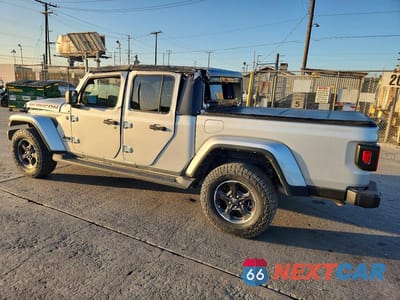 Drugie zdjęcie samochodu z przodu: 2022 JEEP GLADIATOR SPORT VIN:1C6HJTAGXNL138672 - miniatura