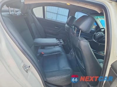 Zdjęcie 10 z 12 samochodu: 2008 BMW 328 I VIN:WBAVA33588P141846 - miniatura