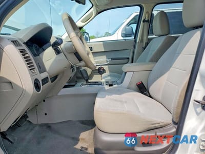 Zdjęcie 7 z 13 samochodu: 2010 FORD ESCAPE XLT VIN:1FMCU0D76AKD48198 - miniatura