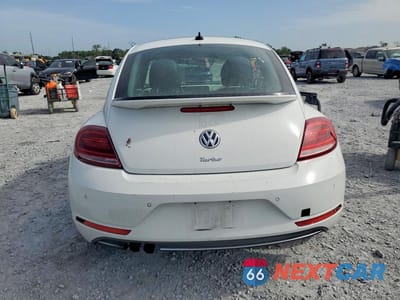 Zdjęcie 6 z 12 samochodu: 2017 VOLKSWAGEN BEETLE SE VIN:3VWJ17AT8HM606865 - miniatura