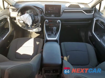 Zdjęcie 8 z 13 samochodu: 2023 TOYOTA RAV4 LE VIN:2T3K1RFV5PC246305 - miniatura