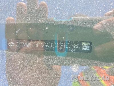 Zdjęcie 12 z 12 samochodu: 2018 TOYOTA RAV4 XLE VIN:JTMWFREV9JJ171018 - miniatura