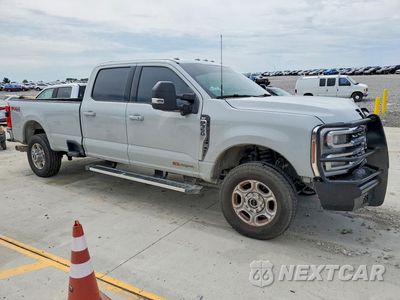 Czwarte zdjęcie samochodu z boku: 2026 FORD F350 SUPER DUTY VIN:1FT8W3BM1TEC16112 - miniatura