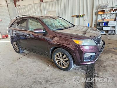 Czwarte zdjęcie samochodu z boku: 2011 KIA SORENTO SX VIN:5XYKWDA2XBG160298 - miniatura