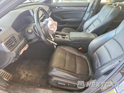Zdjęcie 7 z 12 samochodu: 2018 HONDA ACCORD SPORT VIN:1HGCV1F3XJA099297 - miniatura