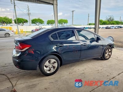 Trzecie zdjęcie samochodu z tyłu: 2014 HONDA CIVIC LX VIN:19XFB2F53EE032698 - miniatura