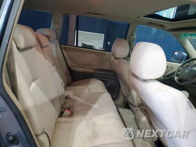 Zdjęcie 11 z 13 samochodu: 2006 TOYOTA HIGHLANDER HYBRID VIN:JTEEW21A960023532 - miniatura