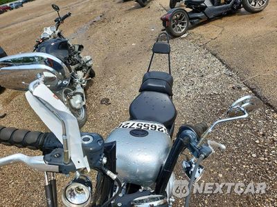 Piąte zdjęcie samochodu w środku: 2014 HARLEY-DAVIDSON XL883 SUPERLOW VIN:1HD4CR213EC430709 - miniatura