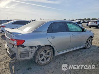 Trzecie zdjęcie samochodu z tyłu: 2013 TOYOTA COROLLA S VIN:5YFBU4EEXDP191320 - miniatura