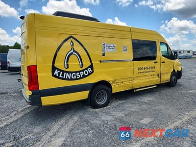 Trzecie zdjęcie samochodu z tyłu: 2024 MERCEDES-BENZ SPRINTER 3500 VIN:W1W8ND3Y4RT174523 - miniatura