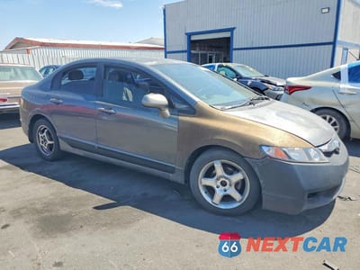 Czwarte zdjęcie samochodu z boku: 2009 HONDA CIVIC LX VIN:19XFA16549E037668 - miniatura