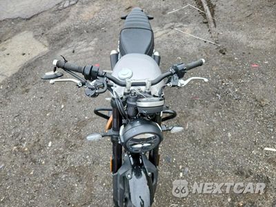 Piąte zdjęcie samochodu w środku: 2025 TRIUMPH MOTORCYCLE SPEED TWIN 900 VIN:SMTDP0G28STCE4954 - miniatura
