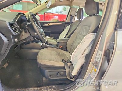 Zdjęcie 7 z 19 samochodu: 2020 FORD ESCAPE SE VIN:1FMCU9G68LUA83217 - miniatura