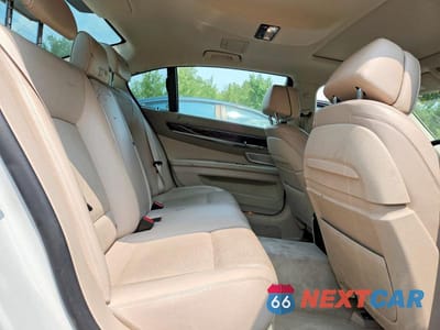 Zdjęcie 10 z 12 samochodu: 2013 BMW 750 LXI VIN:WBAYF8C54DDE59036 - miniatura