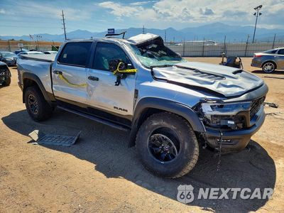 Czwarte zdjęcie samochodu z boku: 2026 RAM 1500 RHO VIN:1C6SRFUP8TN160604 - miniatura