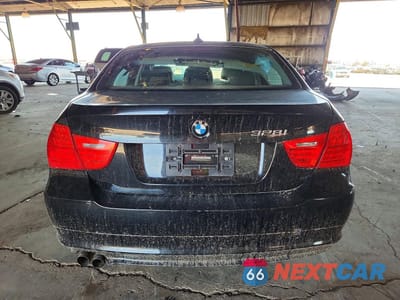 Zdjęcie 6 z 12 samochodu: 2009 BMW 328 XI VIN:WBAPK73569A452130 - miniatura