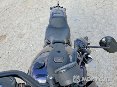 Piąte zdjęcie samochodu w środku: 2025 HARLEY-DAVIDSON FXLRS VIN:1HD1YWA18SB019053 - miniatura