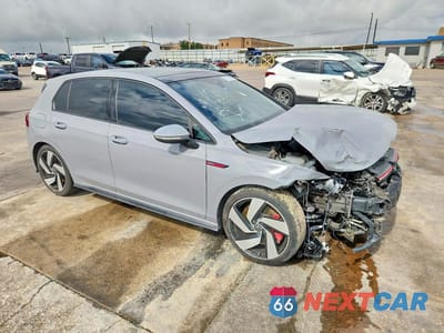 Czwarte zdjęcie samochodu z boku: 2022 VOLKSWAGEN GTI SE VIN:WVWN87CD8NW221131 - miniatura