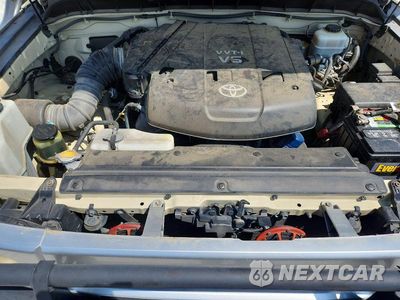 Zdjęcie 11 z 12 samochodu: 2008 TOYOTA FJ CRUISER BASE VIN:JTEBU11F78K050072 - miniatura