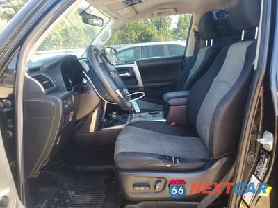 Zdjęcie 7 z 12 samochodu: 2015 TOYOTA 4RUNNER SR5 VIN:JTEBU5JRXF5227954 - miniatura