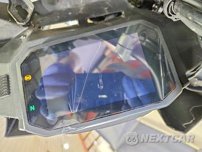 Zdjęcie 7 z 9 samochodu: 2024 HONDA XL750 VIN:JH2RD1619RK100205 - miniatura