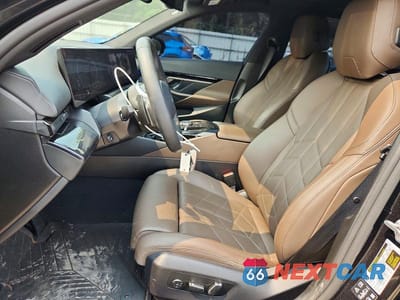 Zdjęcie 7 z 13 samochodu: 2024 BMW 530 XI VIN:WBA53FJ04RCR24223 - miniatura