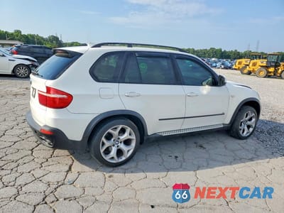 Trzecie zdjęcie samochodu z tyłu: 2007 BMW X5 4.8I VIN:5UXFE83537LZ44271 - miniatura