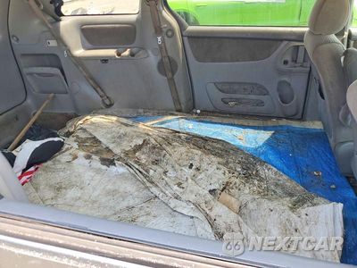 Zdjęcie 11 z 13 samochodu: 2006 TOYOTA SIENNA CE 7 PASSENGER VIN:5TDZA23CX6S448421 - miniatura