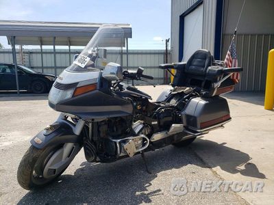 Trzecie zdjęcie samochodu z tyłu: 1988 HONDA GL1500 VIN:1HFSC2208JA007210 - miniatura