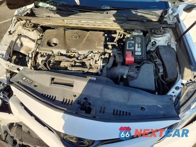 Zdjęcie 11 z 12 samochodu: 2018 TOYOTA CAMRY LE VIN:4T1B11HK9JU085136 - miniatura