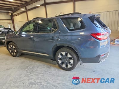 Drugie zdjęcie samochodu z przodu: 2026 HONDA PILOT TOURING VIN:5FNYG1H71TB005817 - miniatura