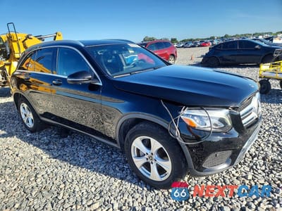 Czwarte zdjęcie samochodu z boku: 2018 MERCEDES-BENZ GLC 300 VIN:WDC0G4JB5JV057134 - miniatura
