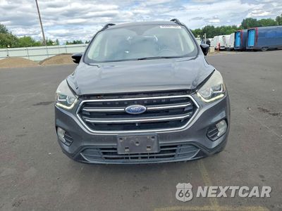 Piąte zdjęcie samochodu w środku: 2017 FORD ESCAPE TITANIUM VIN:1FMCU9JD0HUB61570 - miniatura