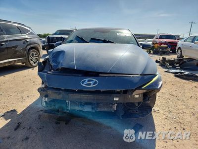 Piąte zdjęcie samochodu w środku: 2023 HYUNDAI ELANTRA LIMITED VIN:KMHLN4AJ1PU036453 - miniatura