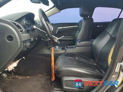 Zdjęcie 7 z 12 samochodu: 2018 CHRYSLER 300 S VIN:2C3CCAGG9JH256362 - miniatura