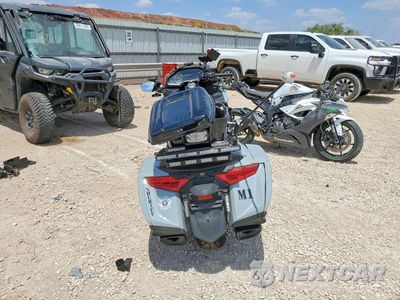 Czwarte zdjęcie samochodu z boku: 2021 HONDA GL1800 B VIN:JH2SC7919MK300352 - miniatura