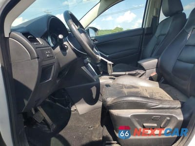 Zdjęcie 7 z 13 samochodu: 2013 MAZDA CX-5 GT VIN:JM3KE4DE4D0138175 - miniatura