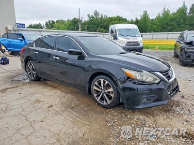 Czwarte zdjęcie samochodu z boku: 2016 NISSAN ALTIMA 2.5 SV VIN:1N4AL3AP7GC288543 - miniatura