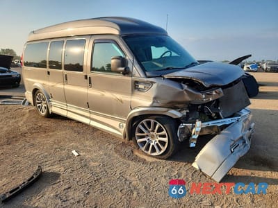 Czwarte zdjęcie samochodu z boku: 2021 GMC SAVANA G2500 VIN:1GTW7AFP8M1250280 - miniatura