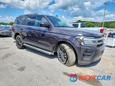 Czwarte zdjęcie samochodu z boku: 2024 FORD EXPEDITION XLT VIN:1FMJU1H81REA14039 - miniatura