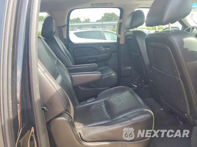Zdjęcie 10 z 12 samochodu: 2014 CHEVROLET SUBURBAN K1500 LTZ VIN:1GNSKKE72ER177714 - miniatura