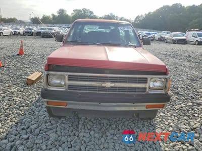 Piąte zdjęcie samochodu w środku: 1991 CHEVROLET BLAZER S10 VIN:1GNCT18Z4M8244830 - miniatura