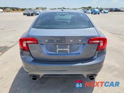 Zdjęcie 6 z 12 samochodu: 2017 VOLVO S60 VIN:YV126MFL3H2435105 - miniatura
