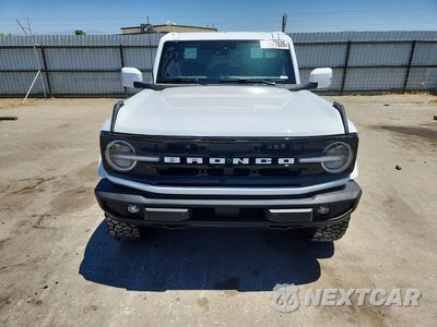 Piąte zdjęcie samochodu w środku: 2025 FORD BRONCO OUTER BANKS VIN:1FMEE8BP9SLB66790 - miniatura