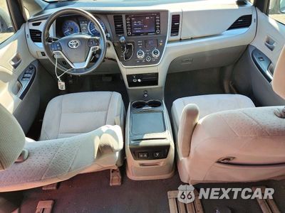 Zdjęcie 8 z 13 samochodu: 2020 TOYOTA SIENNA LE VIN:5TDKZ3DC8LS073560 - miniatura