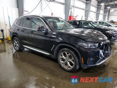Czwarte zdjęcie samochodu z boku: 2022 BMW X3 XDRIVE30I VIN:5UX53DP03N9K73381 - miniatura