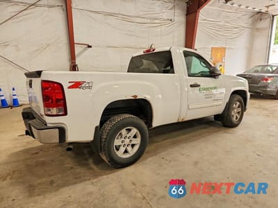 Trzecie zdjęcie samochodu z tyłu: 2012 GMC SIERRA K1500 SLE VIN:1GTN2VE07CZ343197 - miniatura