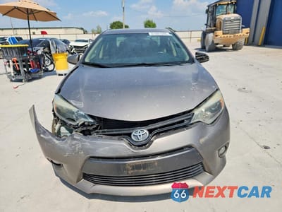 Piąte zdjęcie samochodu w środku: 2016 TOYOTA COROLLA LE PLUS VIN:5YFBURHE2GP469186 - miniatura