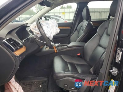 Zdjęcie 7 z 14 samochodu: 2021 VOLVO XC90 T6 MOMENTUM VIN:YV4A22PK1M1670395 - miniatura
