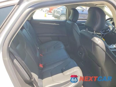 Zdjęcie 10 z 12 samochodu: 2019 FORD FUSION TITANIUM VIN:3FA6P0RU9KR257890 - miniatura